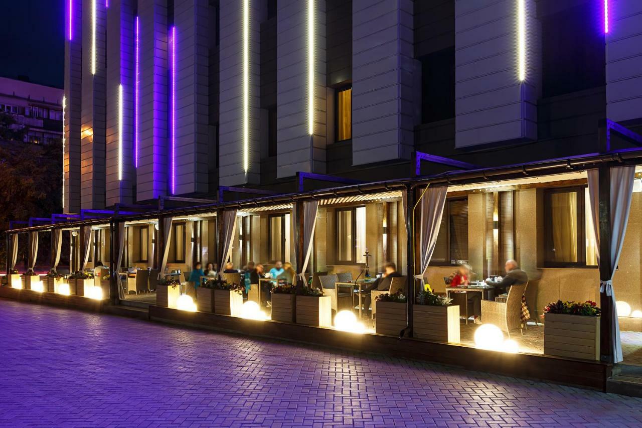 Renion Park Hotel Almaty Exterior photo